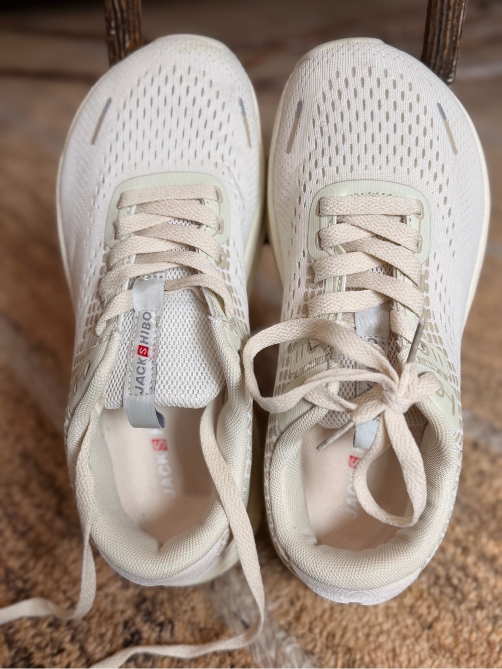 JACKSHIBO Wide Toe Box Shoes Women Sneakers Arch Support Walking Tennis Athletic